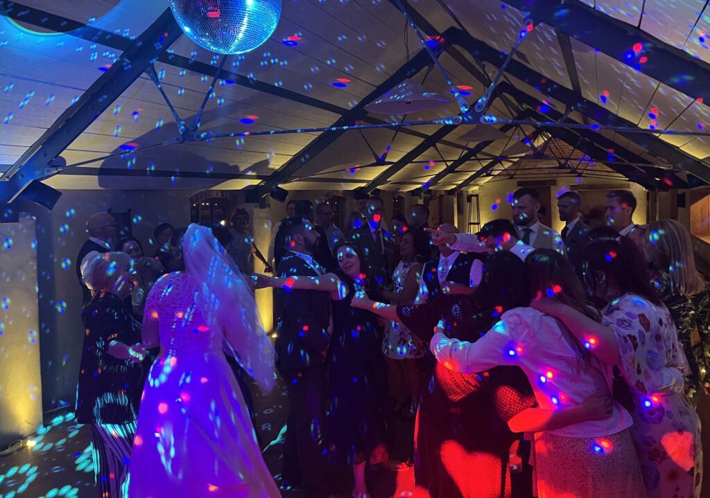 Derbyshire Wedding DJ 2